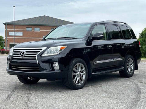 2013 Lexus LX 570