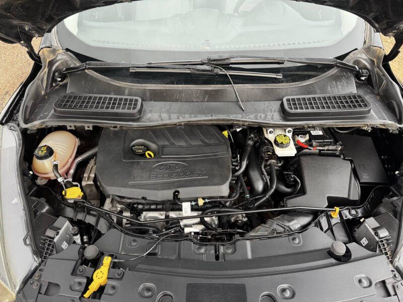 2017 Ford Escape SE - Photo 12