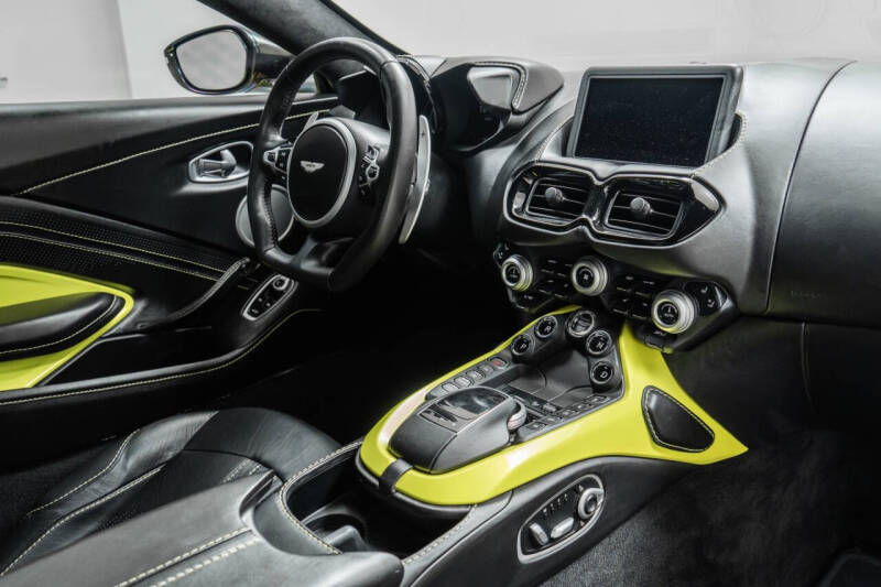 2019 Aston Martin Vantage