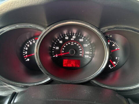 2011 Kia Sorento LX