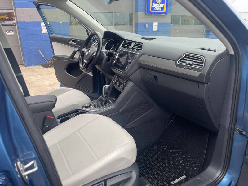 2018 Volkswagen Tiguan 2.0T SEL 4Motion