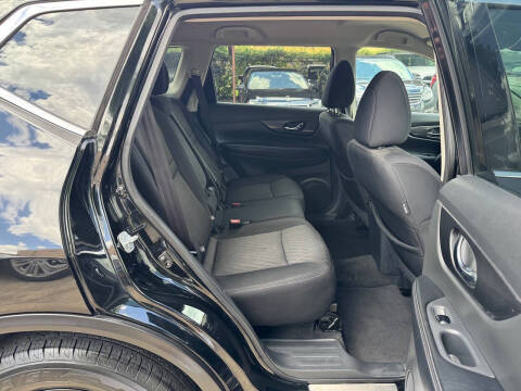 2017 Nissan Rogue SL