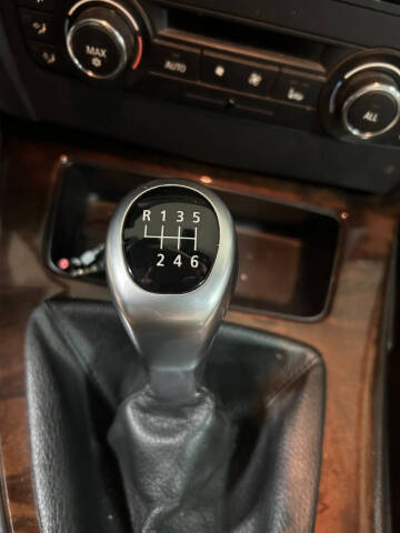 2011 BMW 3 Series 328i