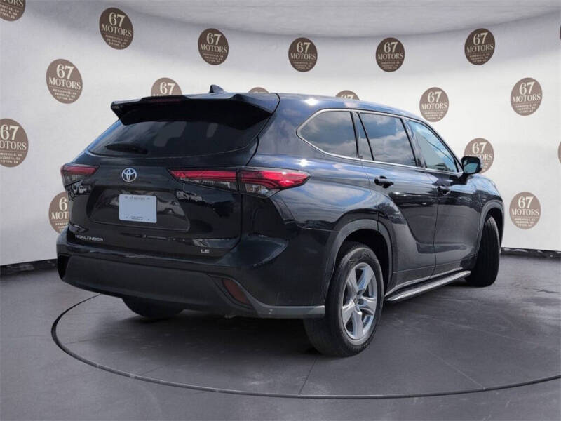 2020 Toyota Highlander LE