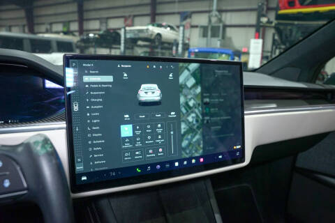 2022 Tesla Model X Plaid
