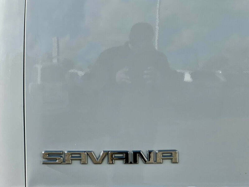 2020 GMC Savana 2500