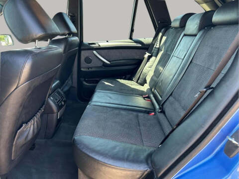 2003 BMW X5 4.6is