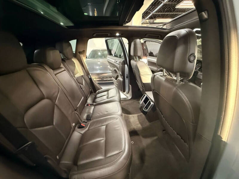 2017 Porsche Cayenne