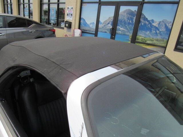 2005 Ford Thunderbird Deluxe