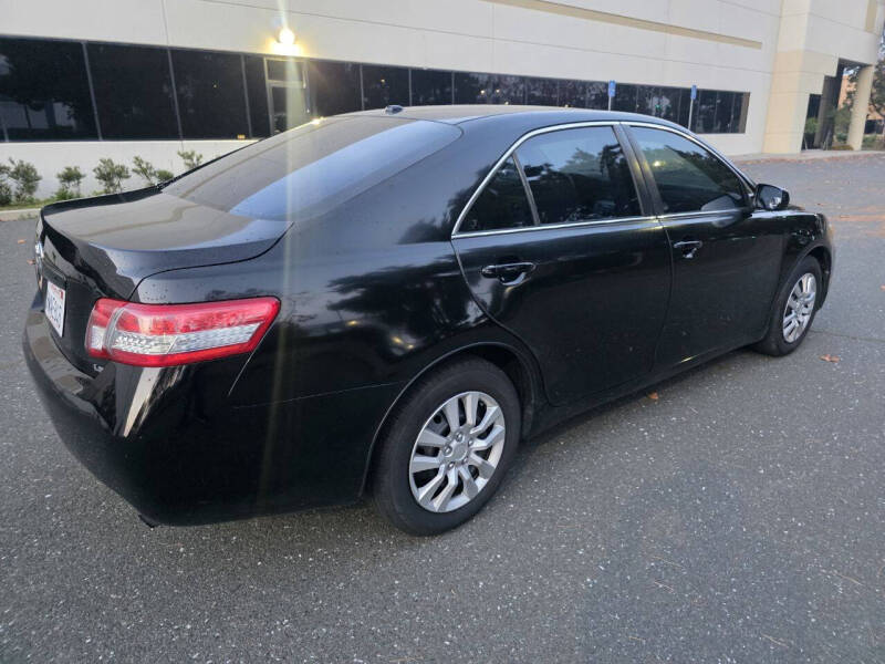 2011 Toyota Camry LE