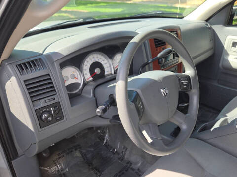 2005 Dodge Dakota SLT