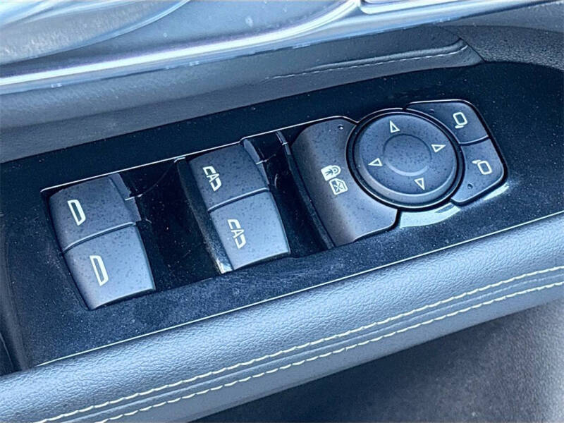 2025 Cadillac CT4 Luxury