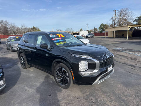 2023 Mitsubishi Outlander PHEV SEL