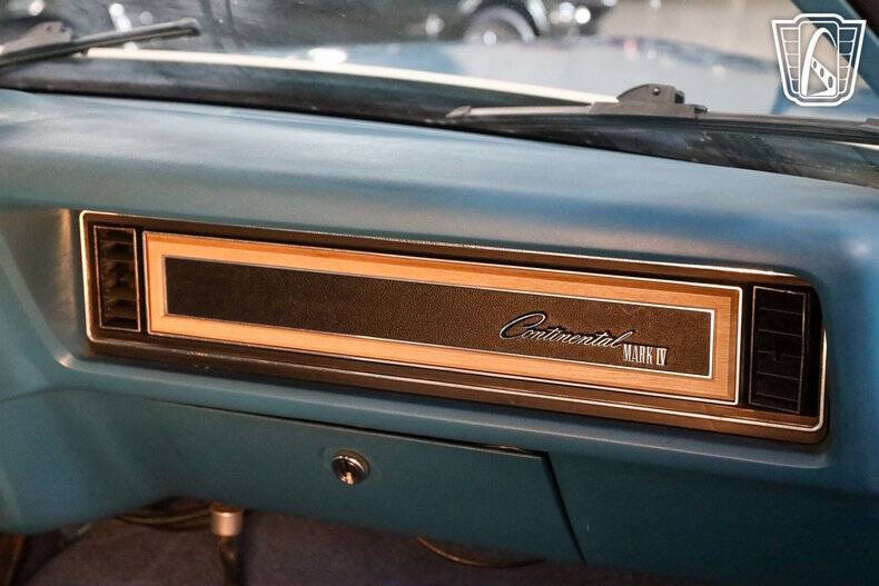 1976 Lincoln Continental