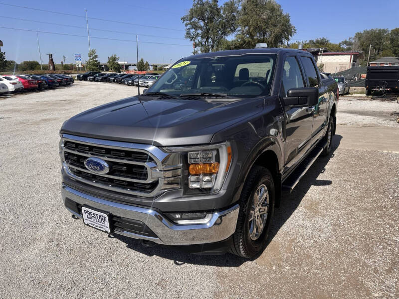 2023 Ford F-150 XLT photo 2