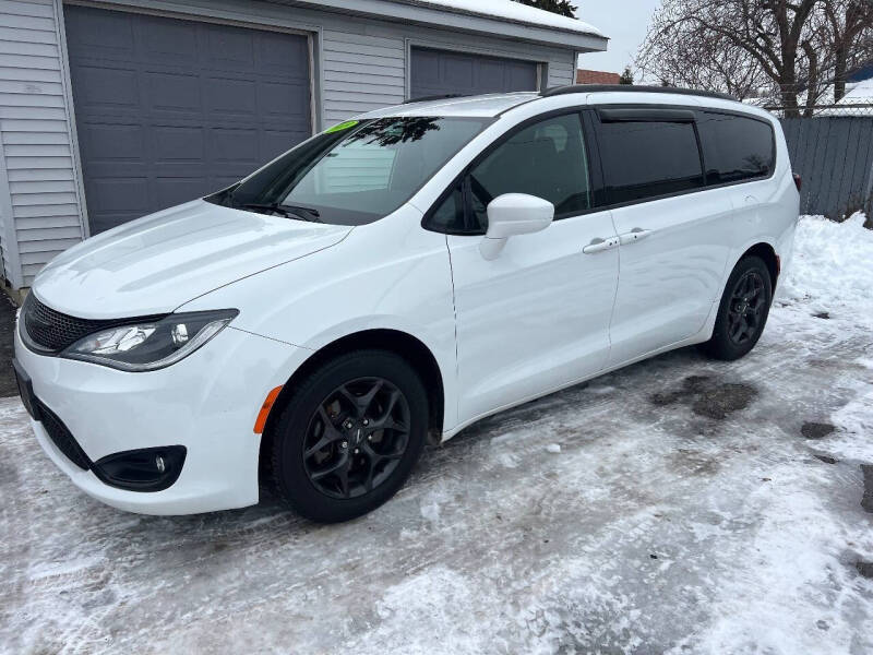 2019 Chrysler Pacifica Touring L