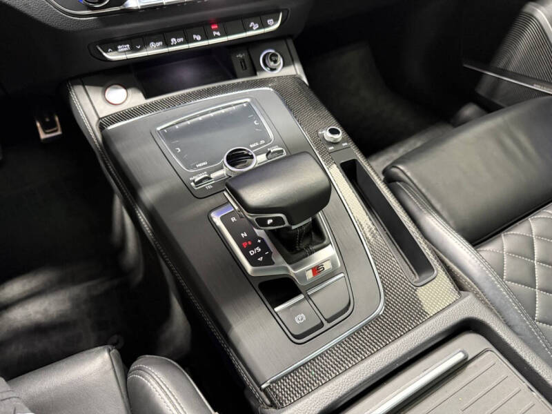 2020 Audi SQ5 3.0T quattro Prestige