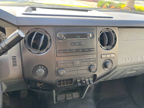 2012 Ford F-350 Super Duty XL