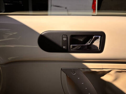 2008 Volkswagen New Beetle Convertible SE PZEV