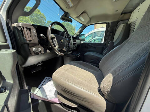 2019 Chevrolet Express 2500