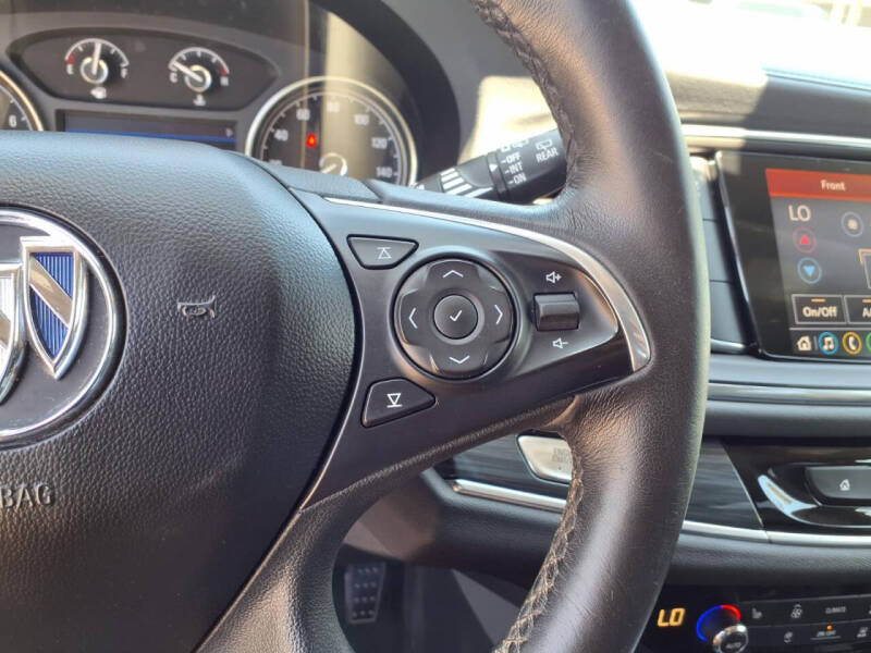 2021 Buick Enclave Essence