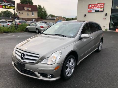 2008 Mercedes-Benz R-Class for sale at MAGIC AUTO SALES in Little Ferry NJ