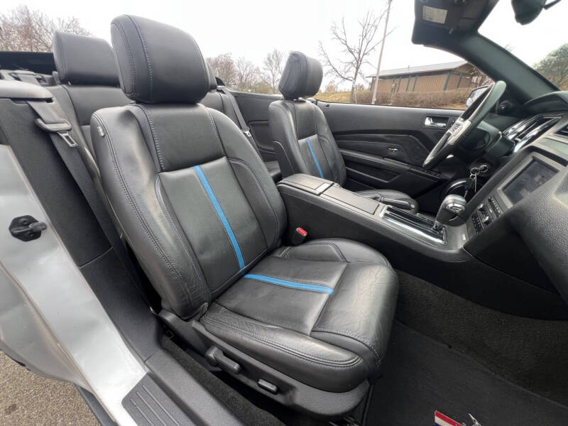 2012 Ford Mustang GT Premium