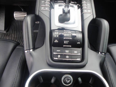 2017 Porsche Cayenne Turbo