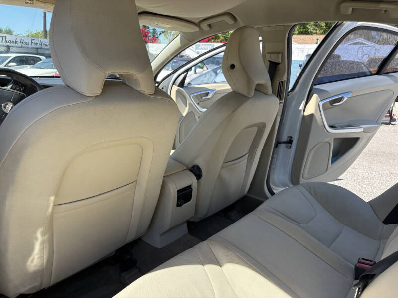 2012 Volvo S60 T5