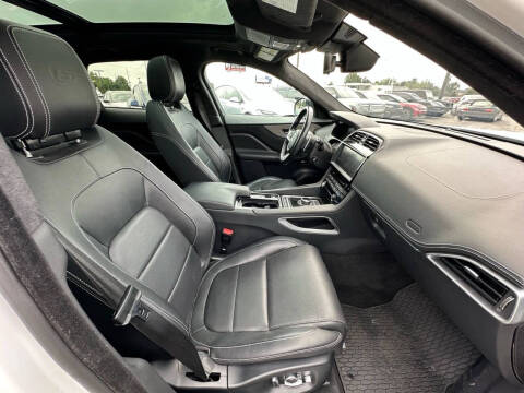 2019 Jaguar F-PACE S