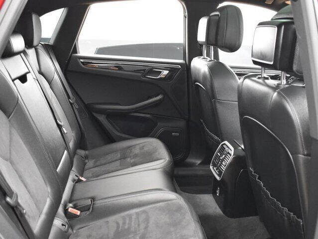 2018 Porsche Macan S