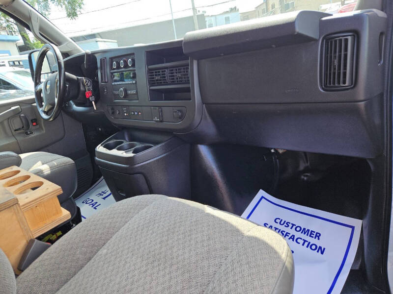 2019 Chevrolet Express 3500