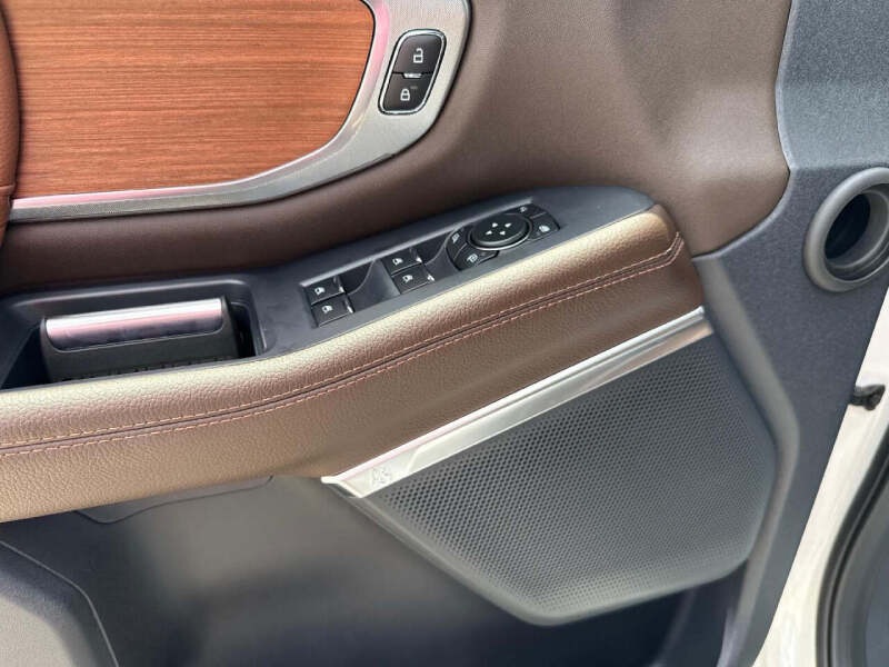 2026 Ford Expedition MAX King Ranch