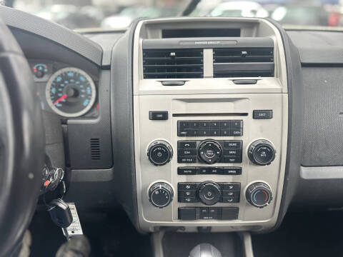 2011 Ford Escape XLT