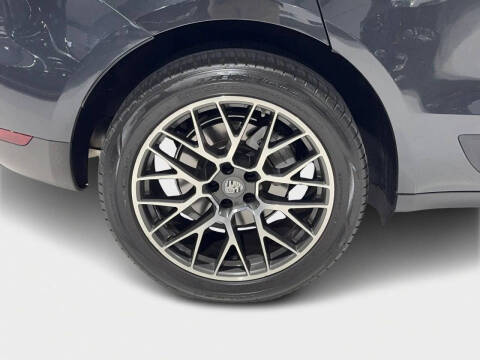 2017 Porsche Macan S