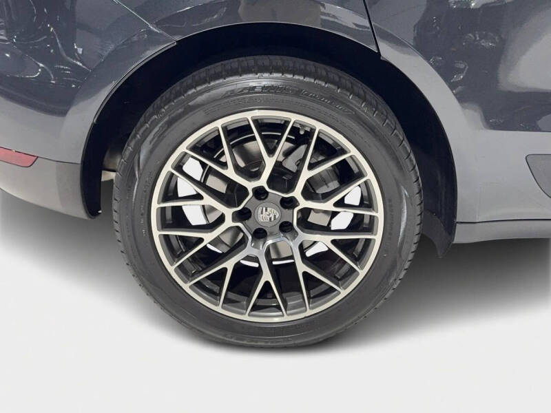 2017 Porsche Macan S