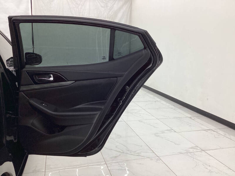 2022 Nissan Maxima 3.5 SV