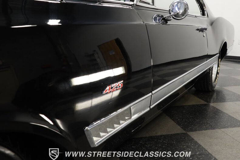 1966 Oldsmobile Starfire