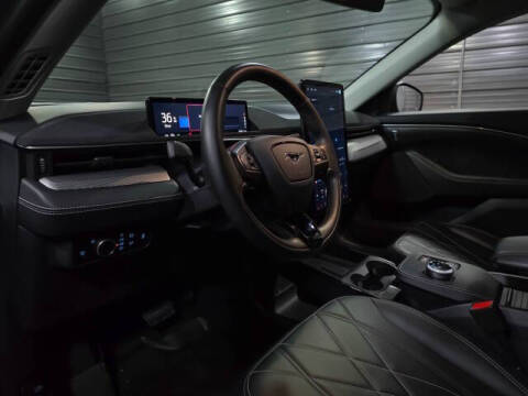 2023 Ford Mustang Mach-E Select