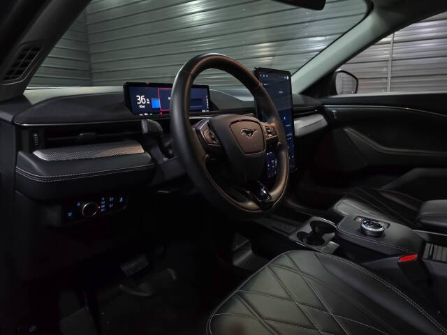 2023 Ford Mustang Mach-E Select