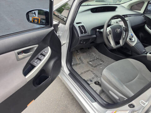 2012 Toyota Prius Two