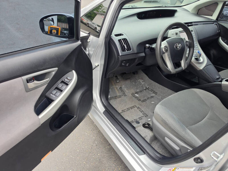 2012 Toyota Prius Two