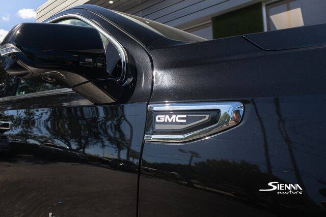 2021 GMC Yukon XL SLT