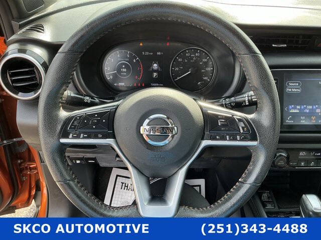 2021 Nissan Kicks SR
