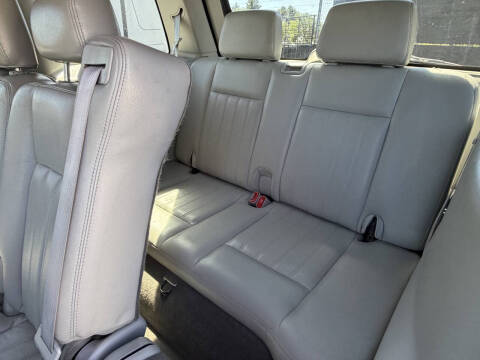 2004 Lincoln Aviator Luxury