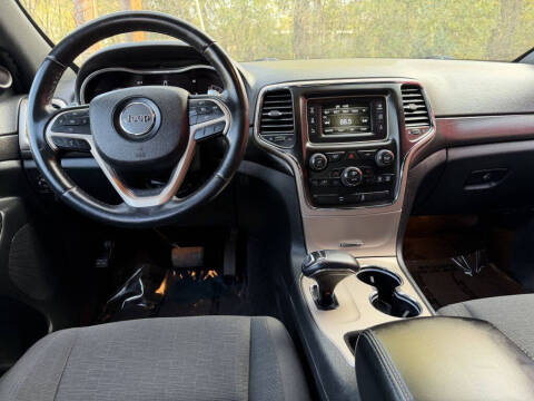 2015 Jeep Grand Cherokee Laredo