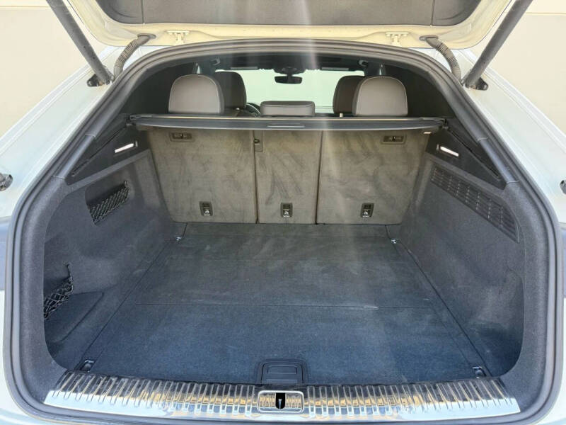 2019 Audi Q8 quattro Prestige 55 TFSI