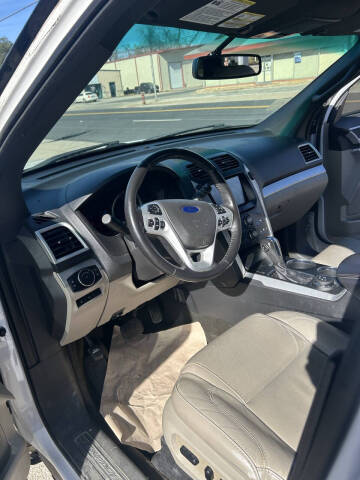 2013 Ford Explorer XLT