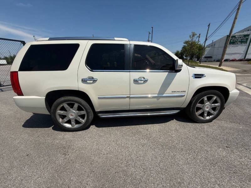 2013 Cadillac Escalade Luxury