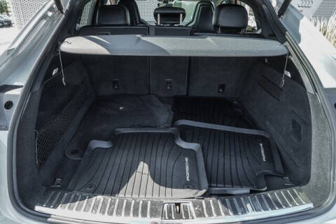 2022 Porsche Cayenne